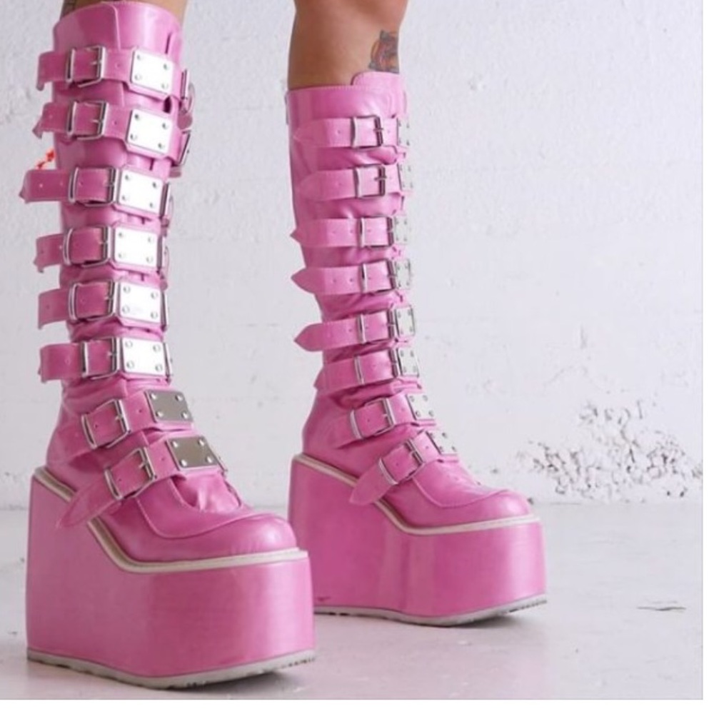 ❣️Sold❣️Pink Demonia Trinity Knee High Boots 8M - Picture 1 of 8